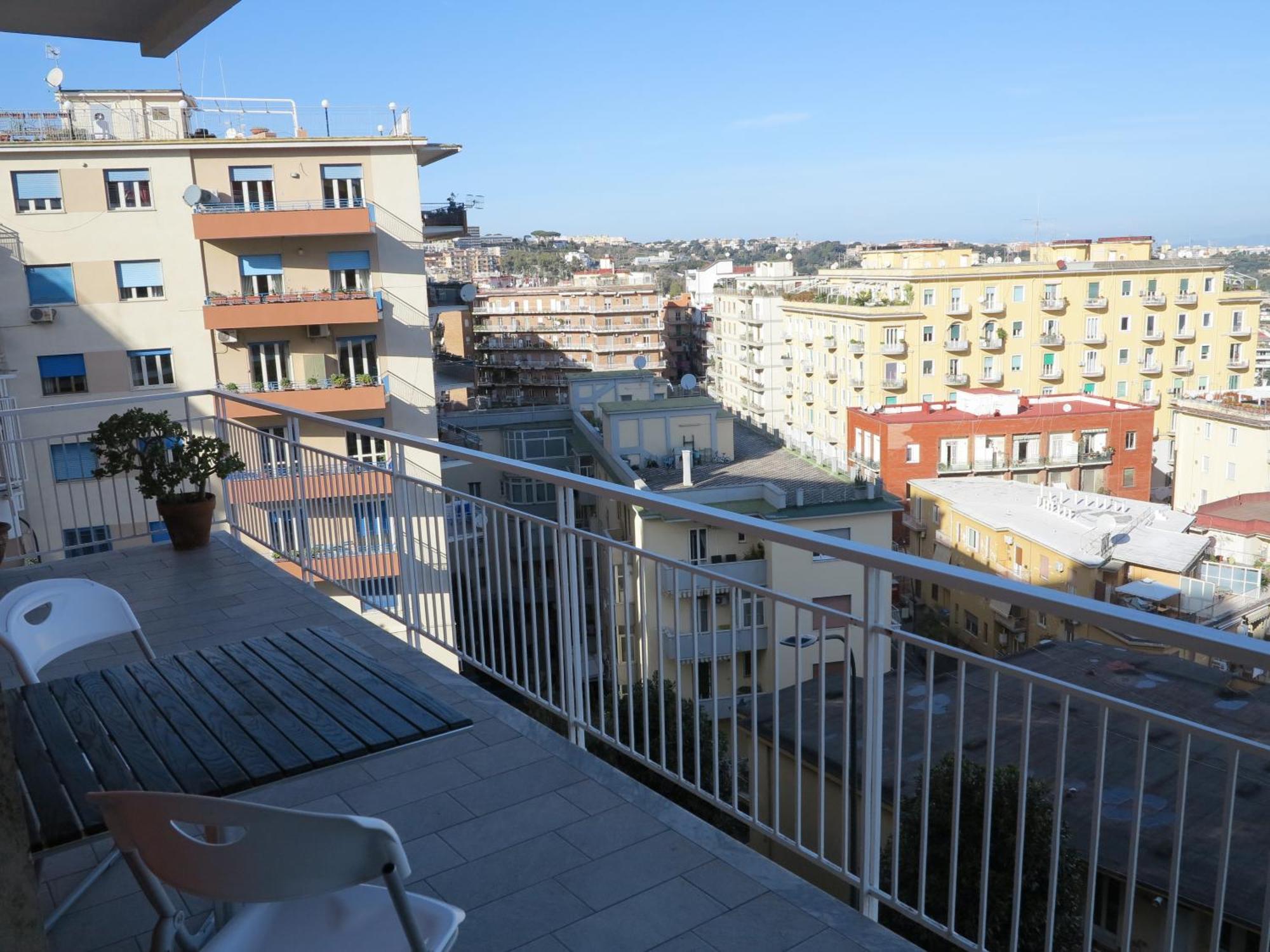 New Panoramic Apartment - Half Way Center-Vomero District Nápoly Kültér fotó