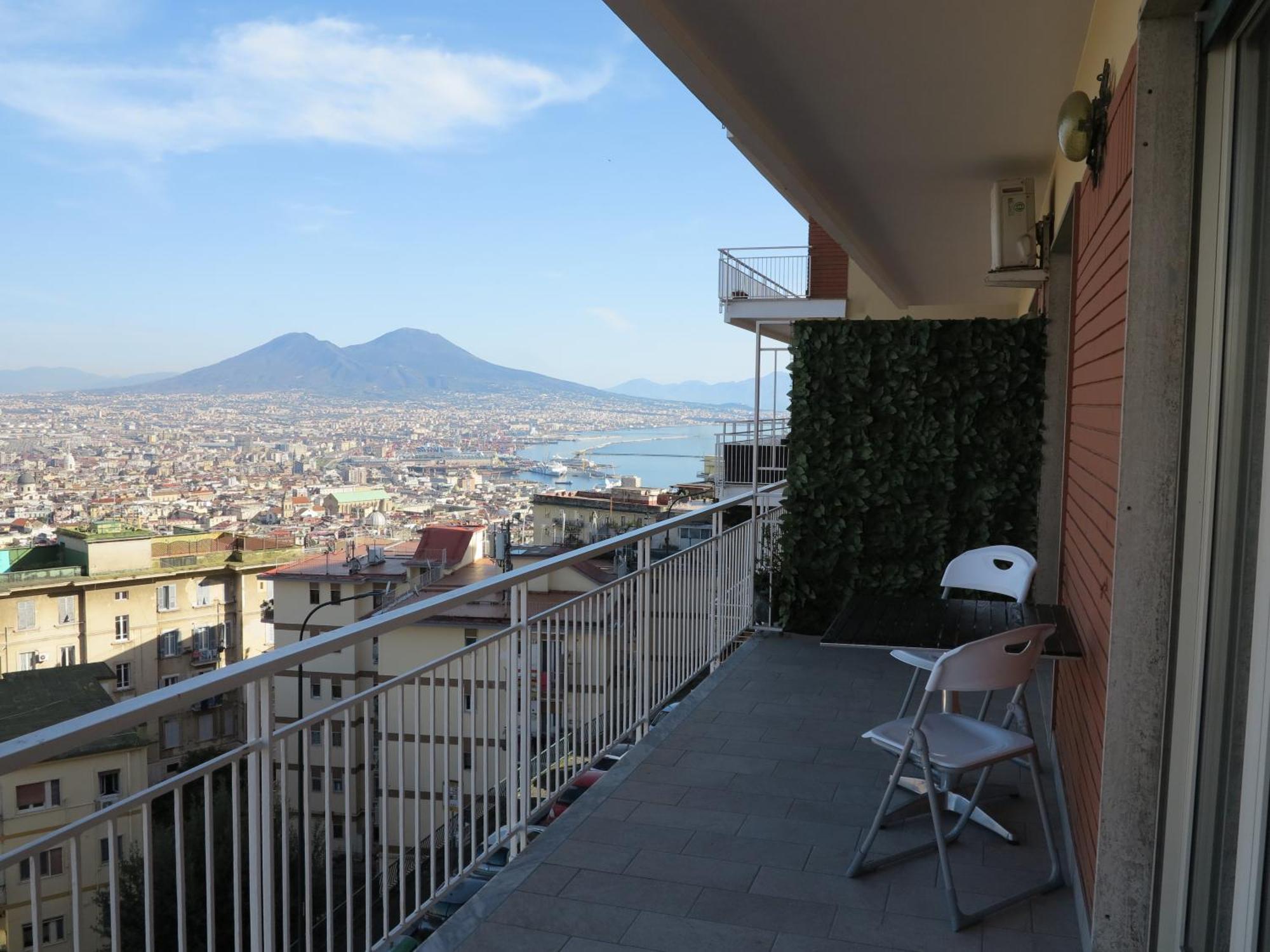 New Panoramic Apartment - Half Way Center-Vomero District Nápoly Kültér fotó